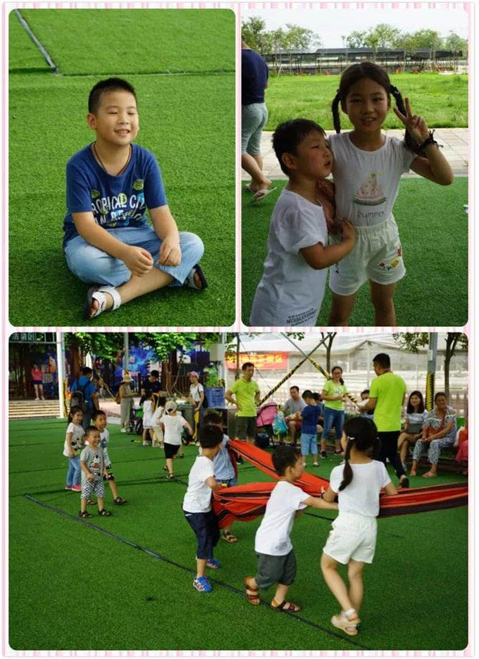 大汗淋漓的臉上，是比夏日的陽(yáng)光還要燦爛的笑容